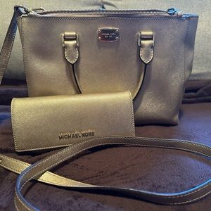 Michael Kors gold purse and wallet